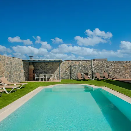 Vila Rubicon I By Tenerifesummervillas *