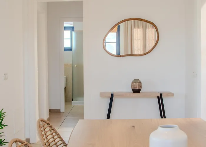 Vila Rubicon I By Tenerifesummervillas